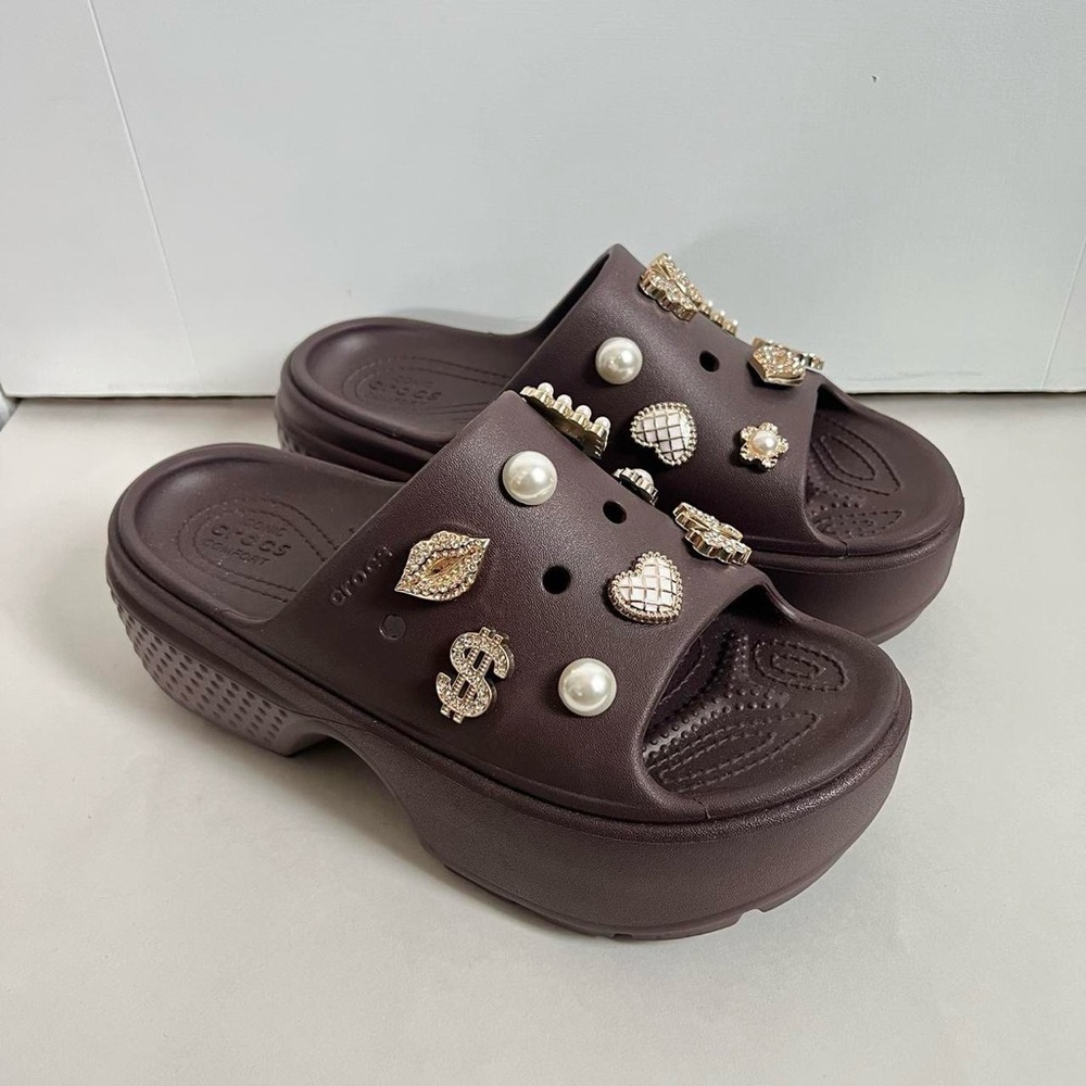 CROCS Platform Slide Mules with Gold & Pearl Charms - Picture 6 of 6
